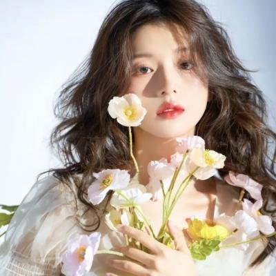 女玩家喜迎春